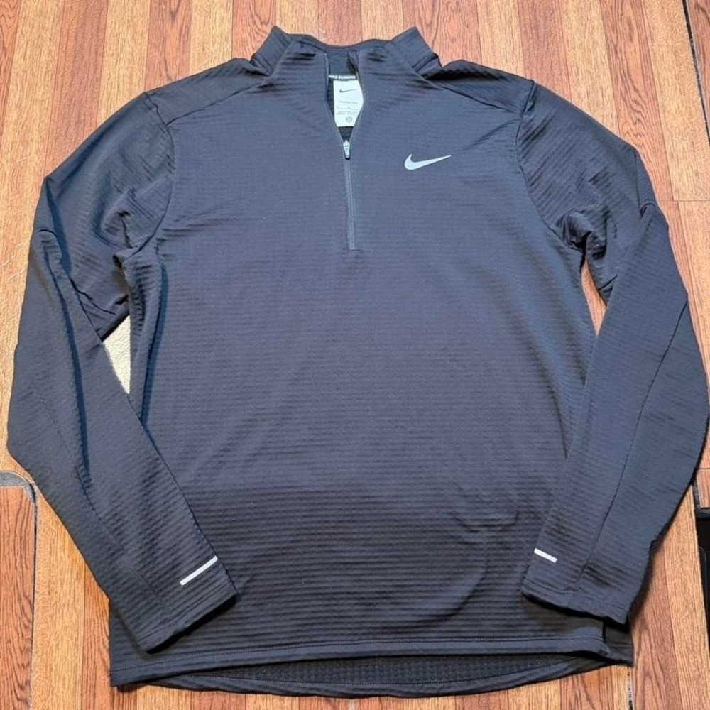 Nike Running Black Therma-Fit Retro Tech Quarter Jacket Medium